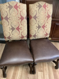 Upholstered dining room chair with leather seat