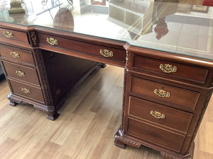 Oriental style Partner Desk