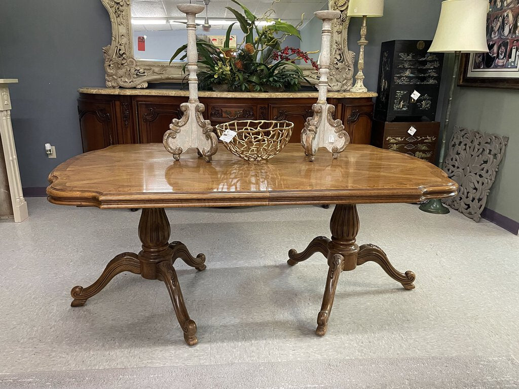 Thomasville Camille Collection Dining room table only
